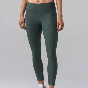 Lululemon tight stuff tight 25" reflective forest green